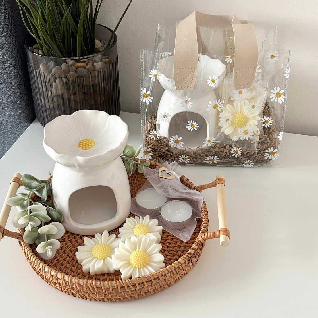 Daisy Wax Melt Burner Gift Set