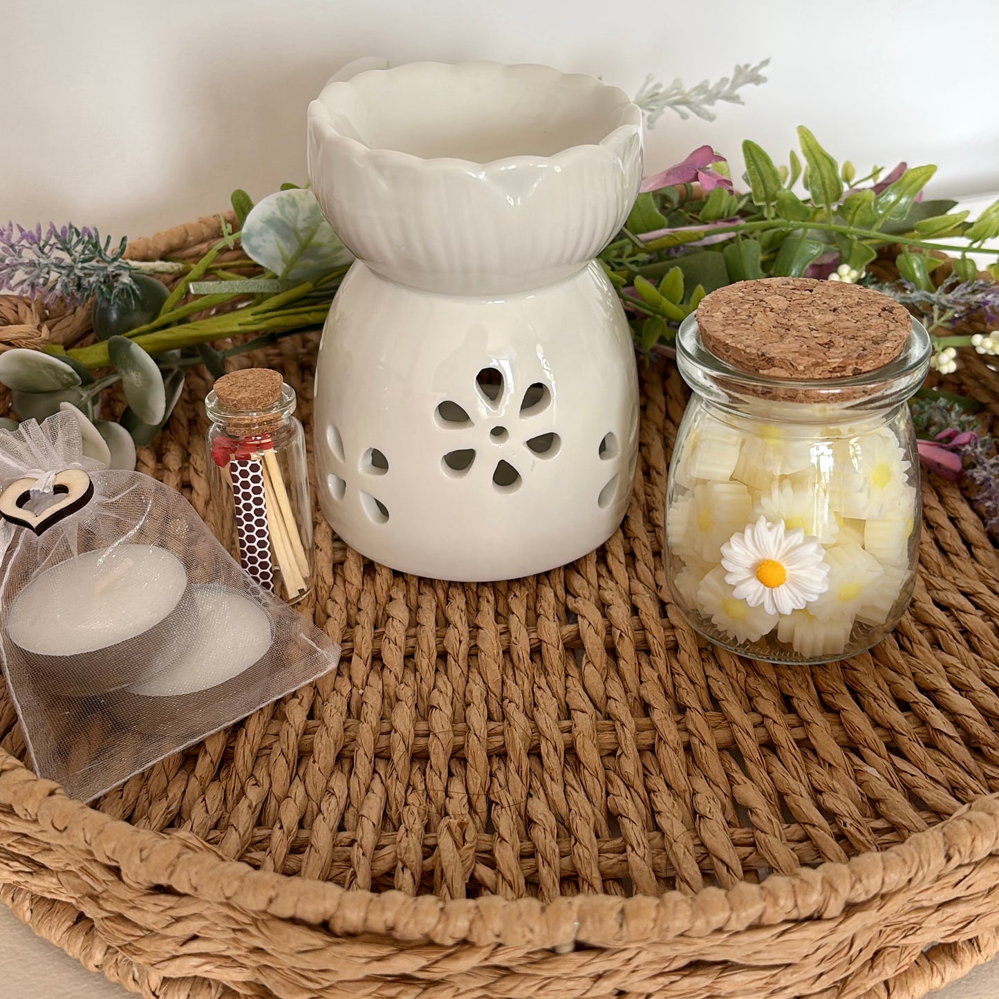 Daisy Wax Melt Burner Gift Set