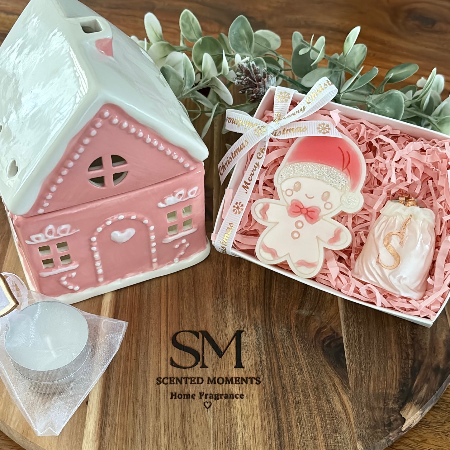 Pink Gingerbread Wax Melt Burner Gift Set