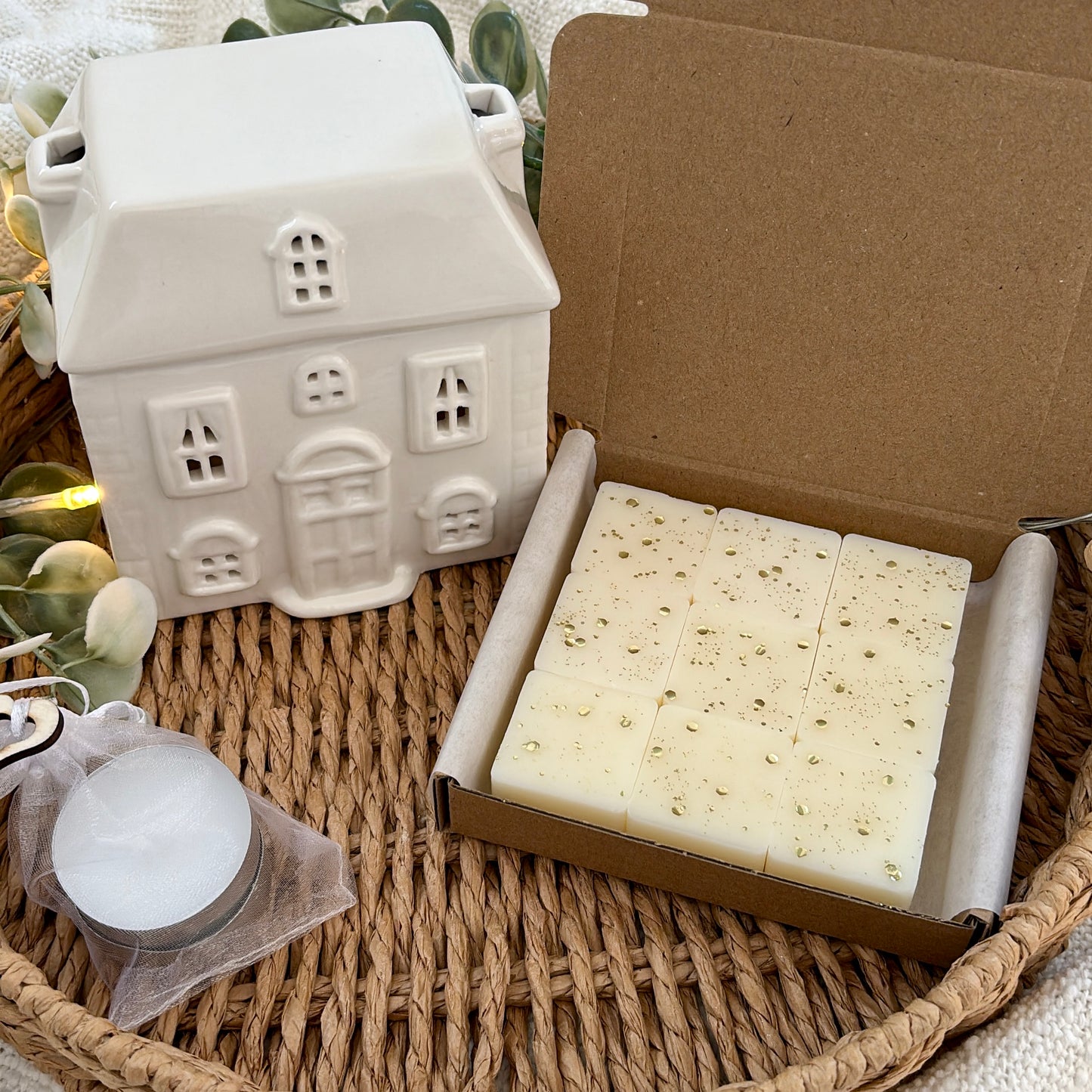 Wax Melt House Burner Gift Set