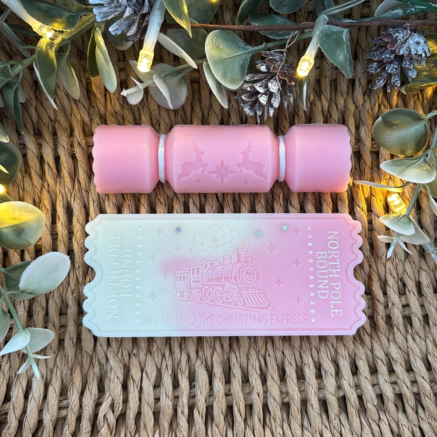 Ticket & Christmas Cracker Set