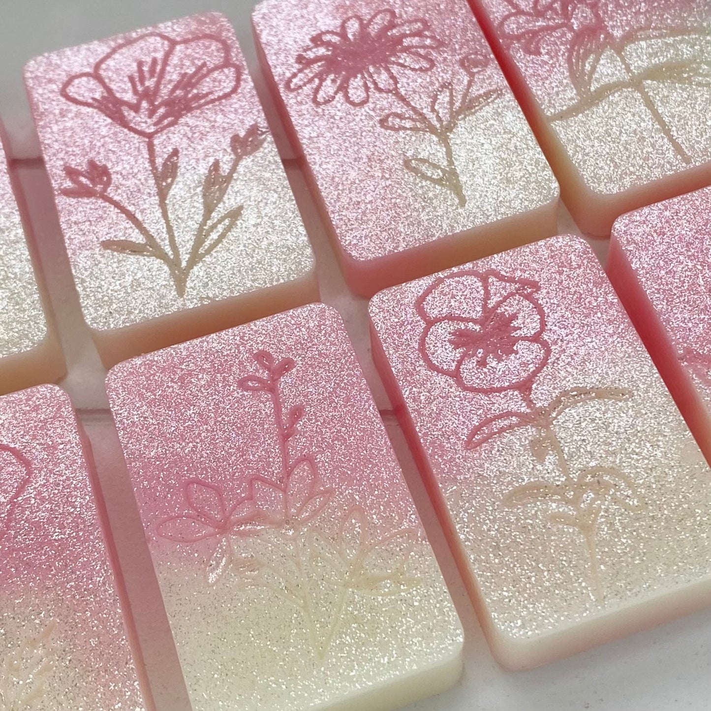 Shimmering mini wax melt slabs